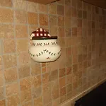 Raffy House 아파트 네비아노