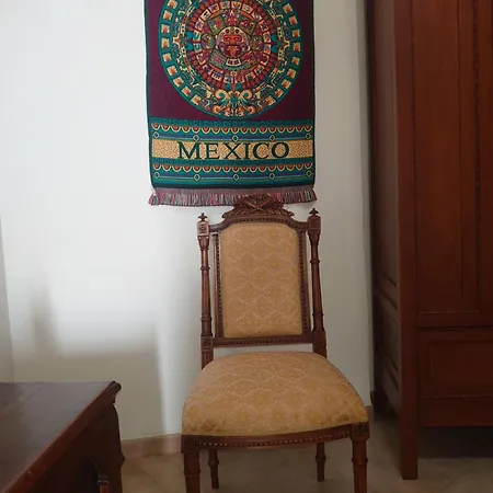 아파트 Raffy House 네비아노