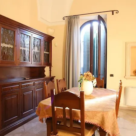 Raffy House Apartmán